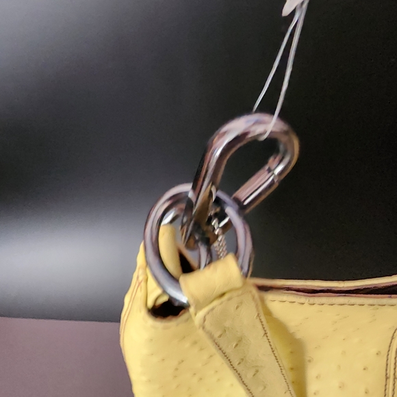 Elegant Ostrich Yellow  and Bamboo Handle Shoulder Bag. By Plinio Visona' - Picture 5 of 9